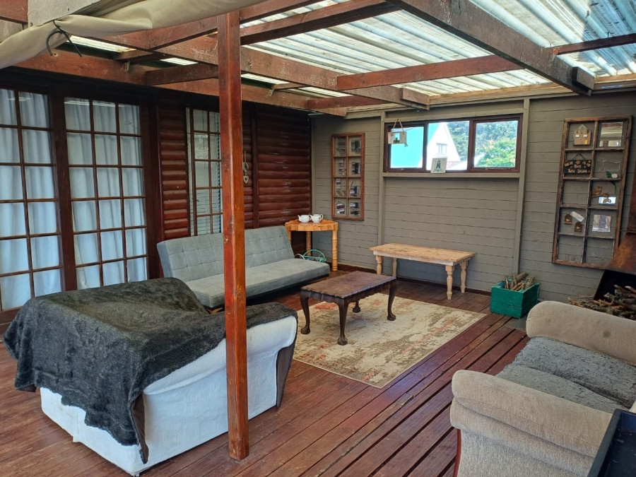 6 Bedroom Property for Sale in Kaysers Beach Eastern Cape